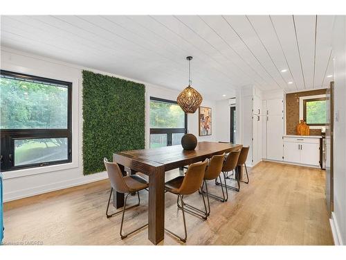 645 Mountain Road, Collingwood, ON - Indoor Photo Showing Dining Room