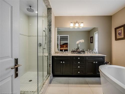 184 Dorval Drive, Oakville, ON - Indoor Photo Showing Bathroom