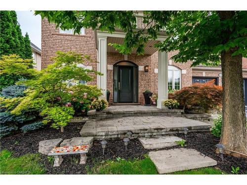 2366 Valleyridge Drive, Oakville, ON - Outdoor