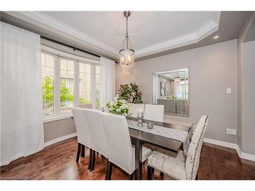 2366 Valleyridge Drive, Oakville, ON - Indoor Photo Showing Dining Room