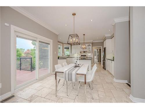 2366 Valleyridge Drive, Oakville, ON - Indoor Photo Showing Dining Room