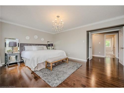 2366 Valleyridge Drive, Oakville, ON - Indoor Photo Showing Bedroom