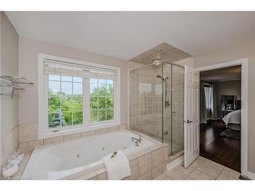 2366 Valleyridge Drive, Oakville, ON - Indoor Photo Showing Bathroom