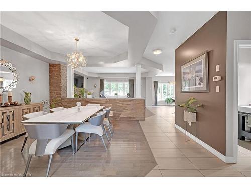 64 Onyx Court, Hamilton, ON - Indoor Photo Showing Dining Room