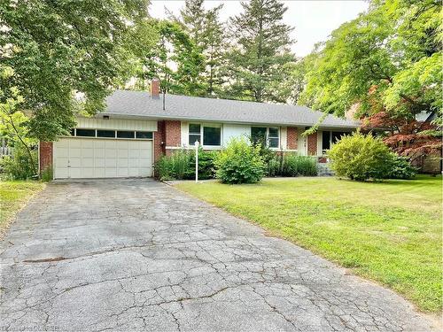 2063 Glenforest Crescent, Oakville, ON - Outdoor With Facade