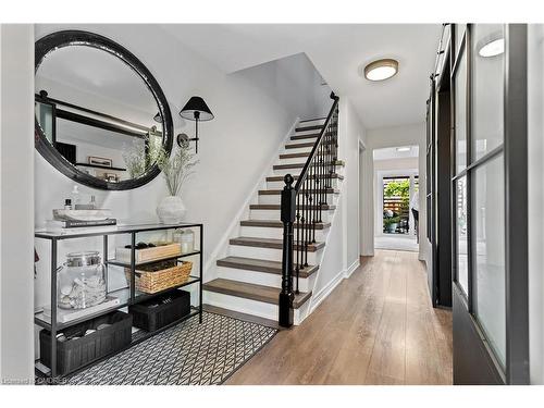 5284 Bromley Road, Burlington, ON - Indoor Photo Showing Other Room