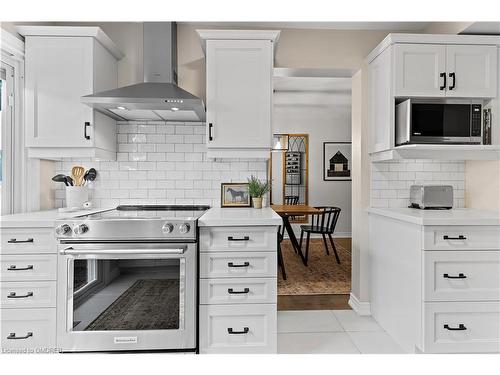 5284 Bromley Road, Burlington, ON - Indoor Photo Showing Kitchen