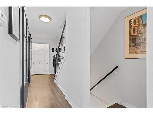 5284 Bromley Road, Burlington, ON - Indoor Photo Showing Other Room