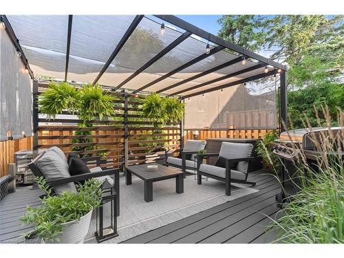 5284 Bromley Road, Burlington, ON - Outdoor With Deck Patio Veranda With Exterior