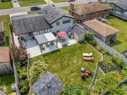 4033 Montcalm Crescent, Niagara Falls, ON - Outdoor With Deck Patio Veranda