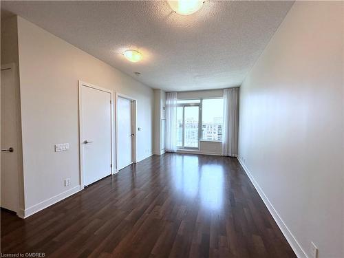 1401-188 Clark Boulevard, Brampton, ON - Indoor Photo Showing Other Room