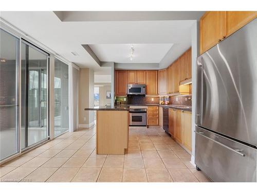 512-65 Port Street E, Mississauga, ON - Indoor Photo Showing Kitchen With Stainless Steel Kitchen