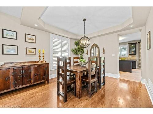 2148 Bingley Crescent, Oakville, ON - Indoor Photo Showing Dining Room