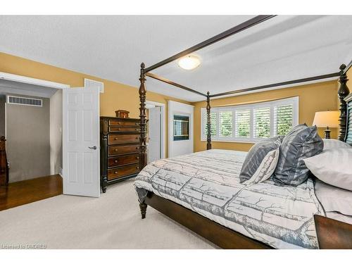 2148 Bingley Crescent, Oakville, ON - Indoor Photo Showing Bedroom