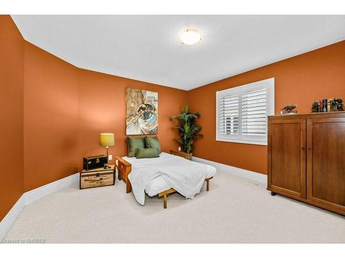 2148 Bingley Crescent, Oakville, ON - Indoor Photo Showing Bedroom