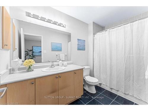 18 Cloverlawn Street, Brampton, ON - Indoor Photo Showing Bathroom