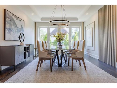 10 Maplegrove Drive, Oakville, ON - Indoor Photo Showing Dining Room