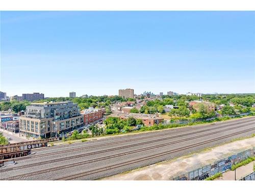 1009-20 Minowan Miikan Lane, Toronto, ON - Outdoor With View