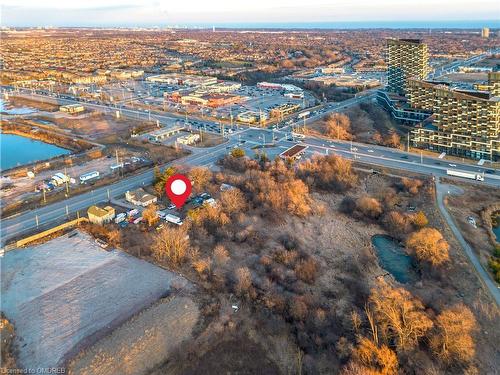 3040 Trafalgar Road, Oakville, ON 