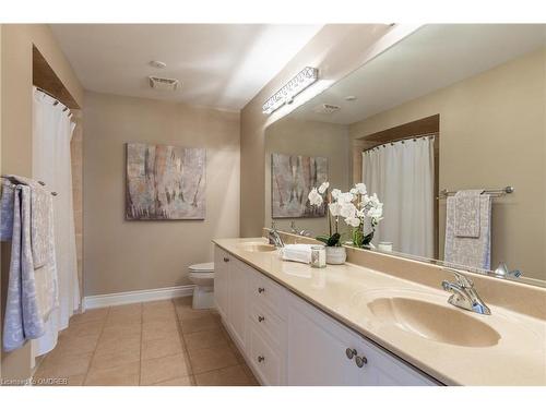 3301 Springflower Way, Oakville, ON - Indoor Photo Showing Bathroom