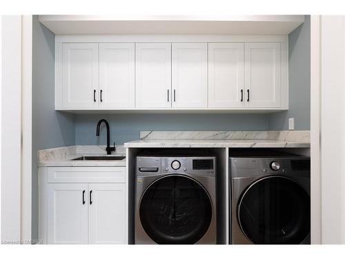 249 Rebecca Street, Oakville, ON - Indoor Photo Showing Laundry Room