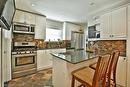 29 Crescent Road, Oakville, ON  - Indoor Photo Showing Kitchen With Upgraded Kitchen 