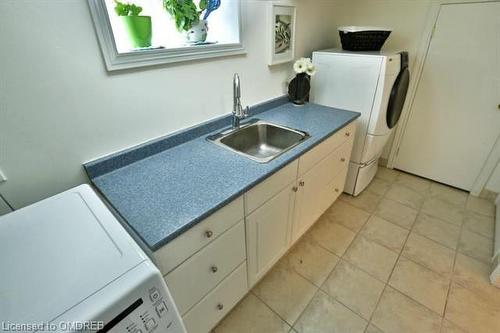 29 Crescent Road, Oakville, ON - Indoor Photo Showing Laundry Room