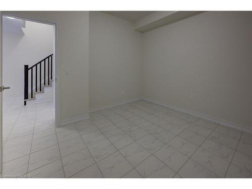 3 Ridgeside Lane, Waterdown, ON - Indoor Photo Showing Other Room