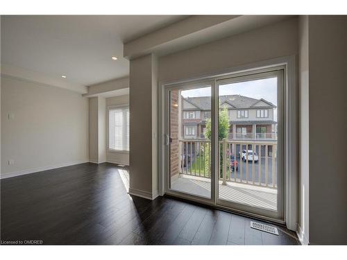 3 Ridgeside Lane, Waterdown, ON - Indoor Photo Showing Other Room