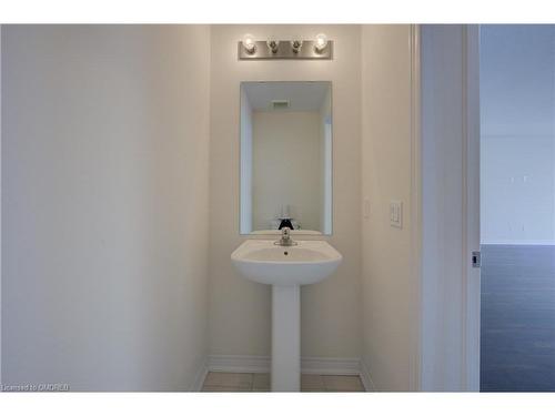 3 Ridgeside Lane, Waterdown, ON - Indoor Photo Showing Bathroom