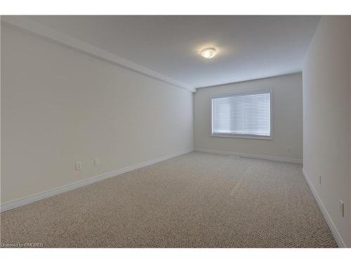 3 Ridgeside Lane, Waterdown, ON - Indoor Photo Showing Other Room