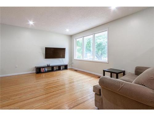 650 Greenhill Avenue, Hamilton, ON - Indoor Photo Showing Other Room