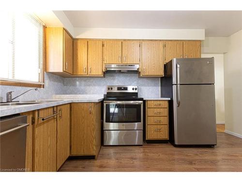 650 Greenhill Avenue, Hamilton, ON - Indoor Photo Showing Kitchen