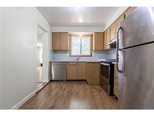 650 Greenhill Avenue, Hamilton, ON - Indoor Photo Showing Kitchen