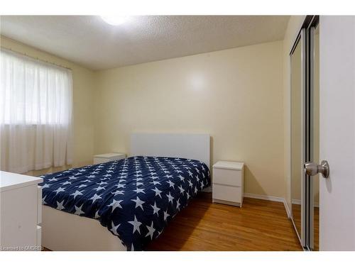 650 Greenhill Avenue, Hamilton, ON - Indoor Photo Showing Bedroom