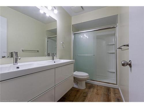 650 Greenhill Avenue, Hamilton, ON - Indoor Photo Showing Bathroom