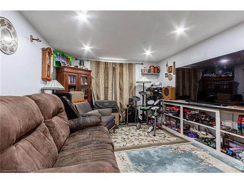 650 Greenhill Avenue, Hamilton, ON - Indoor