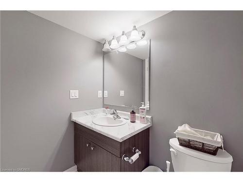 305-1005 Nadalin Heights, Milton, ON - Indoor Photo Showing Bathroom