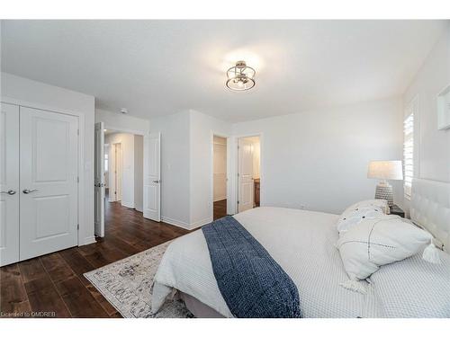 1 Sonoma Valley Crescent, Hamilton, ON - Indoor Photo Showing Bedroom