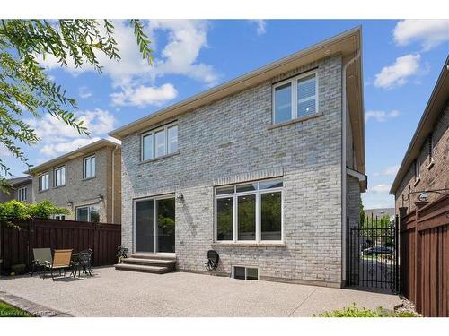 3316 Stalybridge Drive, Oakville, ON - Outdoor