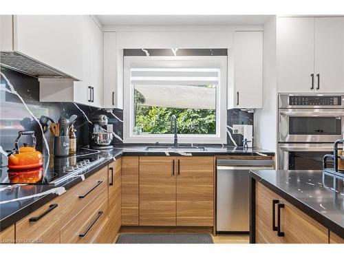 1302 Dunbar Road, Burlington, ON - Indoor Photo Showing Kitchen With Stainless Steel Kitchen With Double Sink