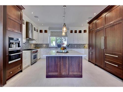 4038 Lakeshore Road, Burlington, ON - Indoor Photo Showing Kitchen With Upgraded Kitchen