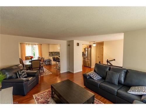 48 Rochelle Drive, Guelph, ON - Indoor Photo Showing Living Room