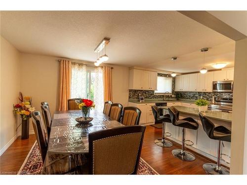 48 Rochelle Drive, Guelph, ON - Indoor Photo Showing Dining Room