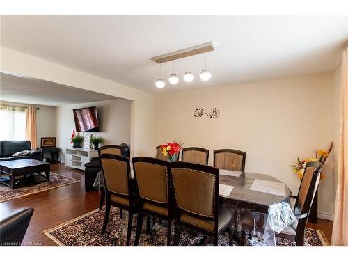 48 Rochelle Drive, Guelph, ON - Indoor Photo Showing Dining Room