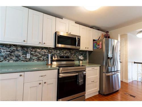 48 Rochelle Drive, Guelph, ON - Indoor Photo Showing Kitchen