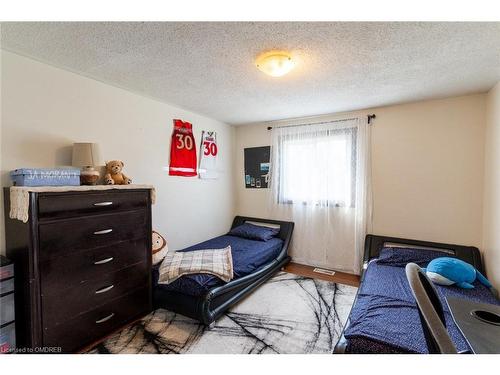 48 Rochelle Drive, Guelph, ON - Indoor Photo Showing Bedroom