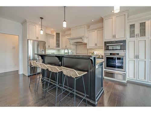 11300 Taylor Court, Campbellville, ON - Indoor Photo Showing Kitchen