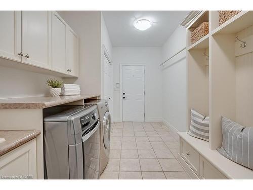 11300 Taylor Court, Campbellville, ON - Indoor Photo Showing Laundry Room