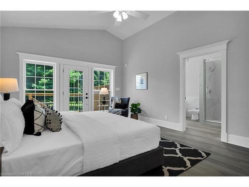 199 Niagara Street, Niagara-On-The-Lake, ON - Indoor Photo Showing Bedroom